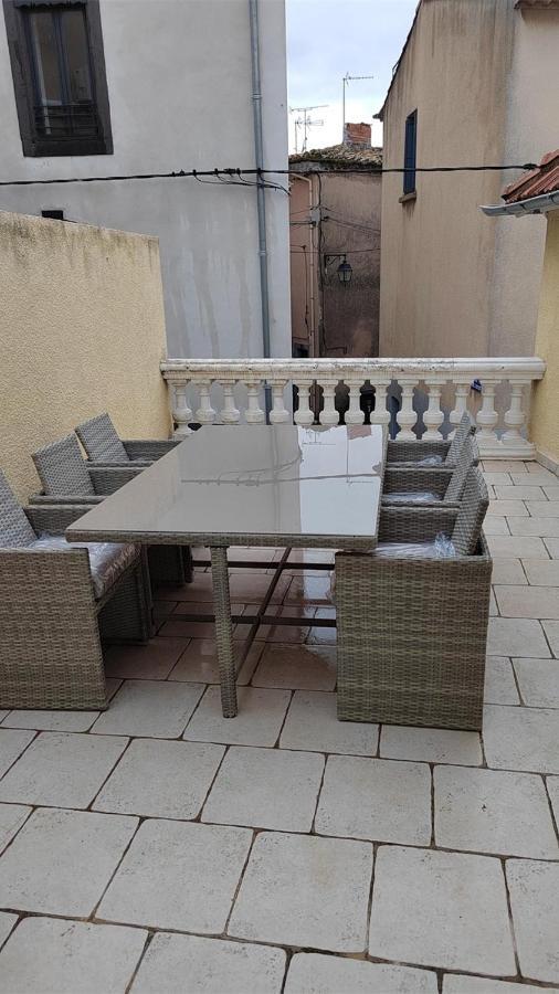 Maison de vacances à Marseillan au cœur du village, à quelques pas du port. Esterno foto